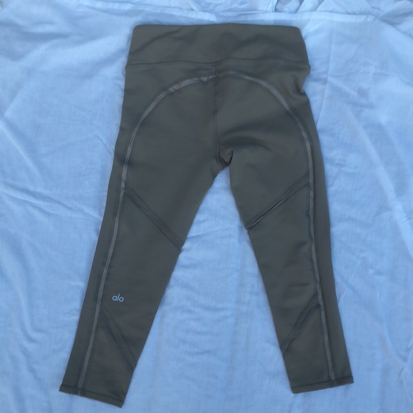 Alo mid rise mesh-inset cropped leggings - Picture 3 of 4